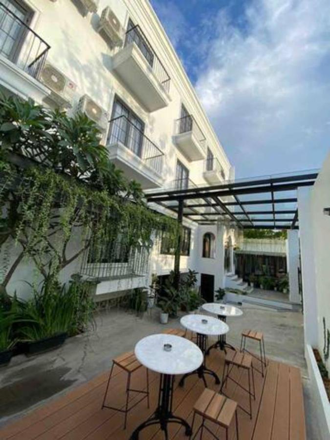Loewys Home Tanjung Duren Jakarta Barat Exterior photo